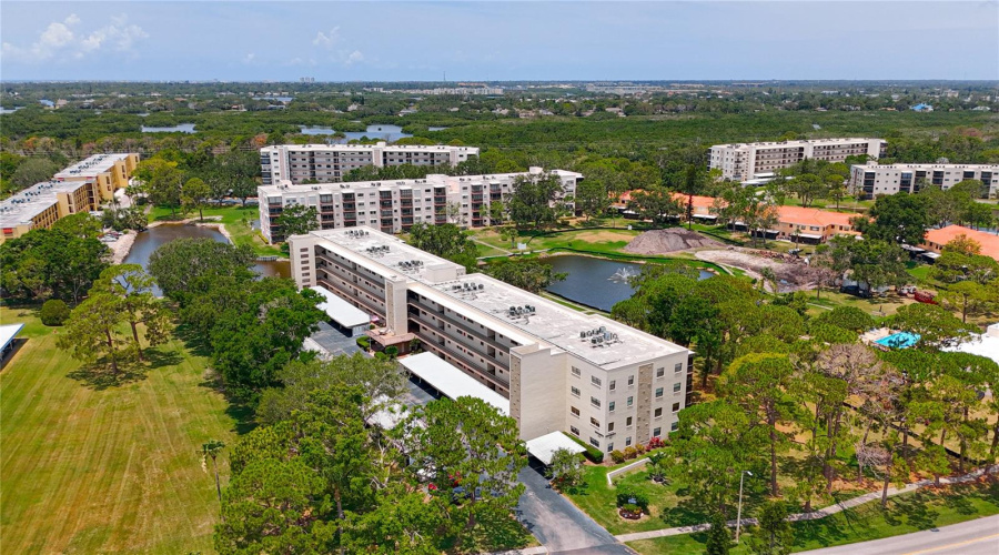 St Petersburg, Florida 33709, 2 Bedroom Bedrooms, ,2 Bathroombathrooms,Residential,For Sale,80Th,0,Mfrtb8428997