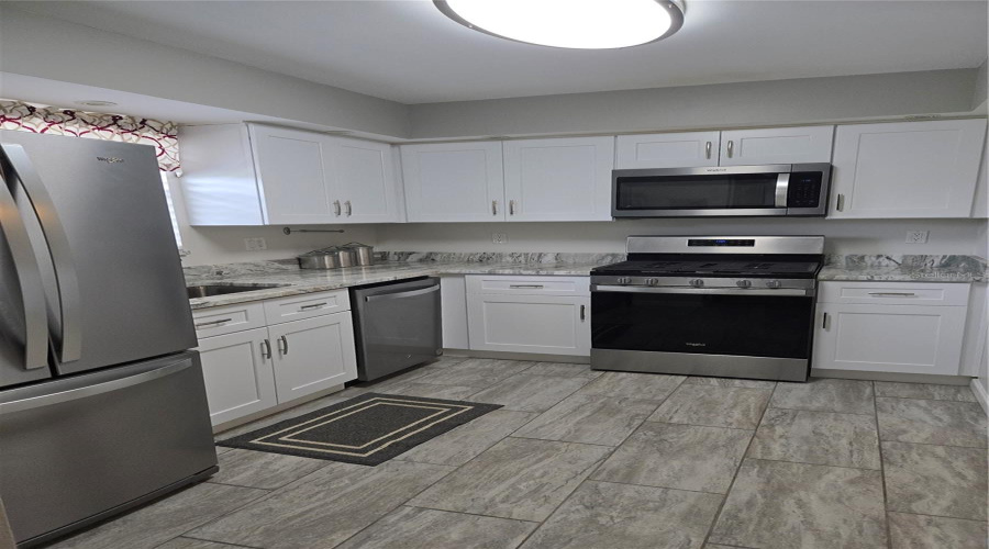 St Petersburg, Florida 33709, 2 Bedroom Bedrooms, ,2 Bathroombathrooms,Residential,For Sale,80Th,0,Mfrtb8428997