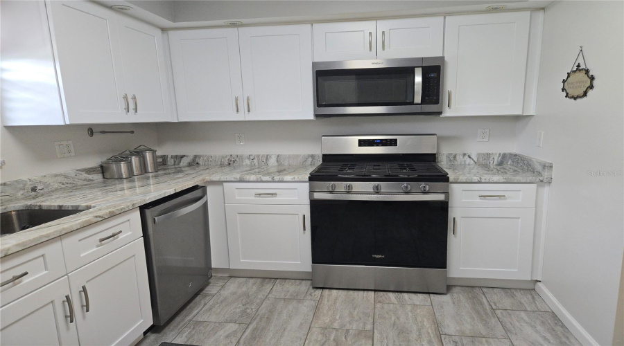 St Petersburg, Florida 33709, 2 Bedroom Bedrooms, ,2 Bathroombathrooms,Residential,For Sale,80Th,0,Mfrtb8428997