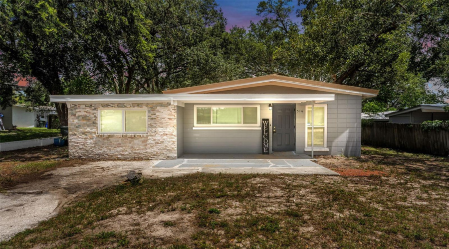 Lakeland, Florida 33803, 3 Bedroom Bedrooms, ,1 Bathroombathrooms,Residential,For Sale,Westover,0,Mfrl4963528