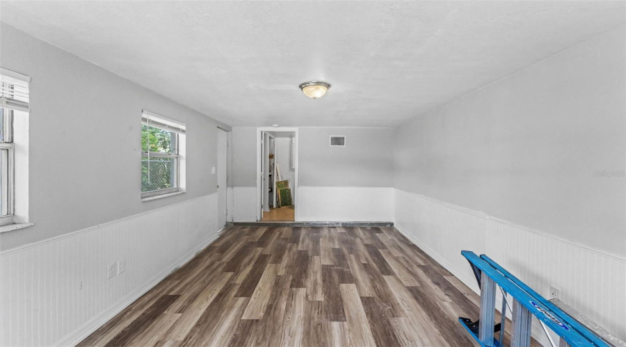 Huge Bonus Room, 4Th Bedroom, Gym, Office, Flex Space. Seperate Enterance From Left Side Of Home
