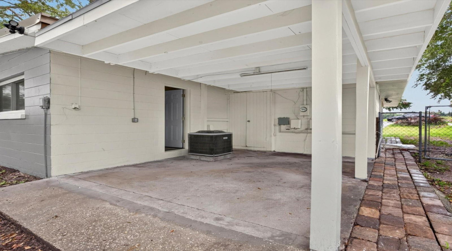 Lakeland, Florida 33803, 3 Bedroom Bedrooms, ,1 Bathroombathrooms,Residential,For Sale,Westover,0,Mfrl4963528