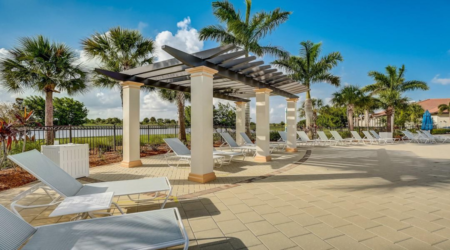 Venice, Florida 34293, 2 Bedroom Bedrooms, ,2 Bathroombathrooms,Residential,For Sale,Crooked Creek,0,Mfra4699787
