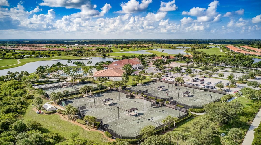 Venice, Florida 34293, 2 Bedroom Bedrooms, ,2 Bathroombathrooms,Residential,For Sale,Crooked Creek,0,Mfra4699787
