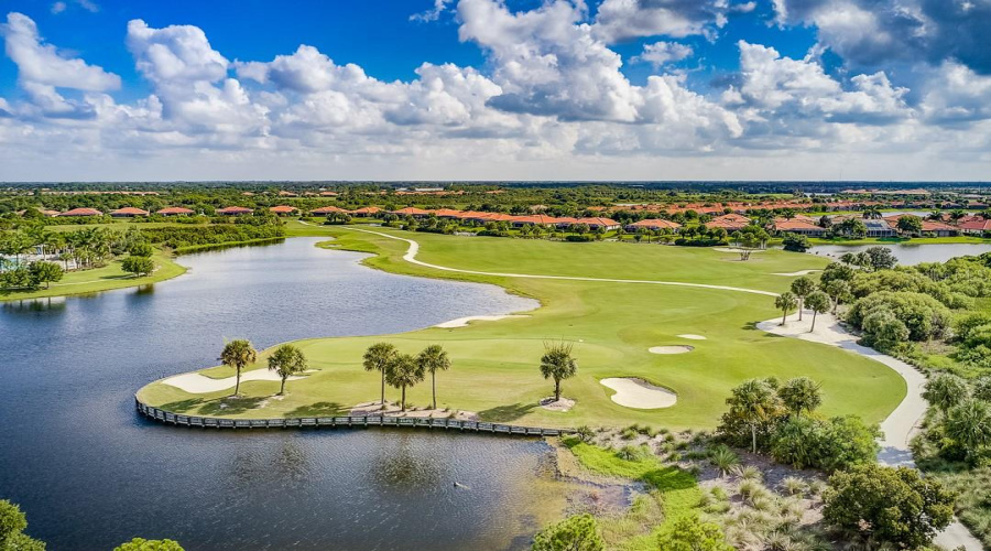 Venice, Florida 34293, 2 Bedroom Bedrooms, ,2 Bathroombathrooms,Residential,For Sale,Crooked Creek,0,Mfra4699787