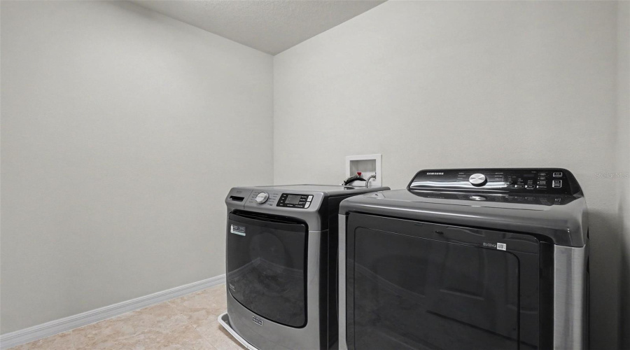 Riverview, Florida 33578, 5 Bedroom Bedrooms, ,3 Bathroombathrooms,Residential,For Sale,European Olive,0,Mfro6424816