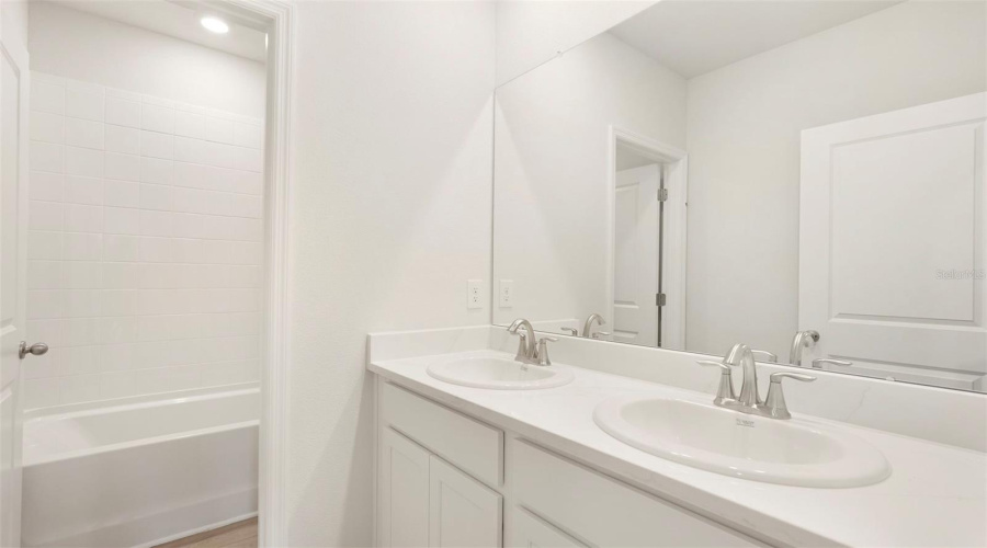 Parrish, Florida 34219, 4 Bedroom Bedrooms, ,3 Bathroombathrooms,Residential,For Sale,Bella Mar,0,Mfra4695323