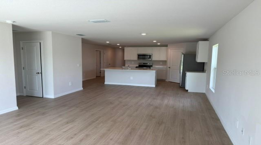 Palmetto, Florida 34221, 5 Bedroom Bedrooms, ,2 Bathroombathrooms,Residential,For Sale,Hopscotch,0,Mfra4684302