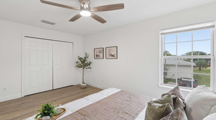 Jacksonville Beach, Florida 32250, 2 Bedroom Bedrooms, ,1 Bathroombathrooms,Residential,For Sale,6Th,0,Mfrtb8535633