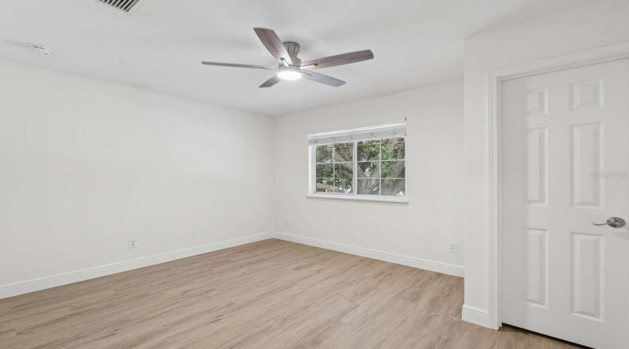 Jacksonville Beach, Florida 32250, 2 Bedroom Bedrooms, ,1 Bathroombathrooms,Residential,For Sale,6Th,0,Mfrtb8535633