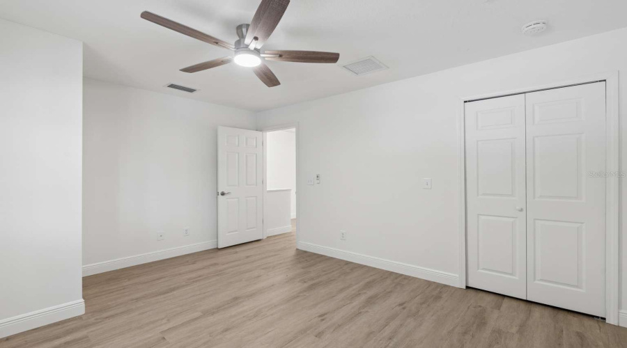 Jacksonville Beach, Florida 32250, 2 Bedroom Bedrooms, ,1 Bathroombathrooms,Residential,For Sale,6Th,0,Mfrtb8535633
