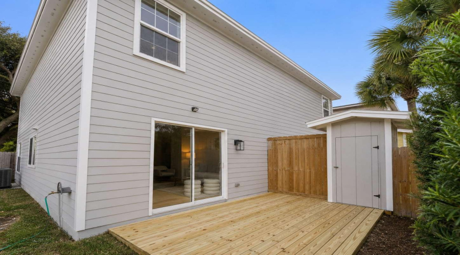 Jacksonville Beach, Florida 32250, 2 Bedroom Bedrooms, ,1 Bathroombathrooms,Residential,For Sale,6Th,0,Mfrtb8535633