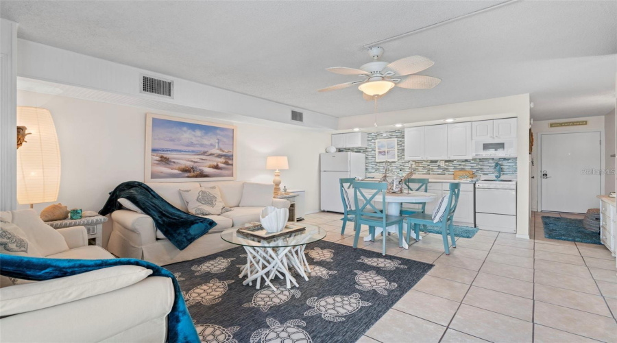 New Smyrna Beach, Florida 32169, 1 Bedroom Bedrooms, ,1 Bathroombathrooms,Residential,For Sale,Atlantic,0,Mfro6401374