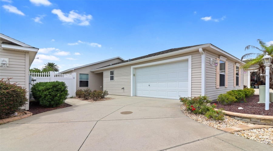 The Villages, Florida 32162, 3 Bedroom Bedrooms, ,2 Bathroombathrooms,Residential,For Sale,Wayland,0,Mfrg5113310