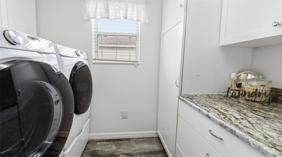 The Villages, Florida 32162, 3 Bedroom Bedrooms, ,2 Bathroombathrooms,Residential,For Sale,Wayland,0,Mfrg5113310