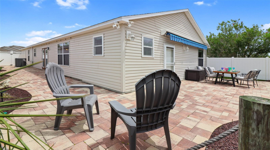The Villages, Florida 32162, 3 Bedroom Bedrooms, ,2 Bathroombathrooms,Residential,For Sale,Wayland,0,Mfrg5113310