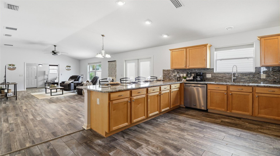 The Villages, Florida 32162, 3 Bedroom Bedrooms, ,2 Bathroombathrooms,Residential,For Sale,Wayland,0,Mfrg5113310