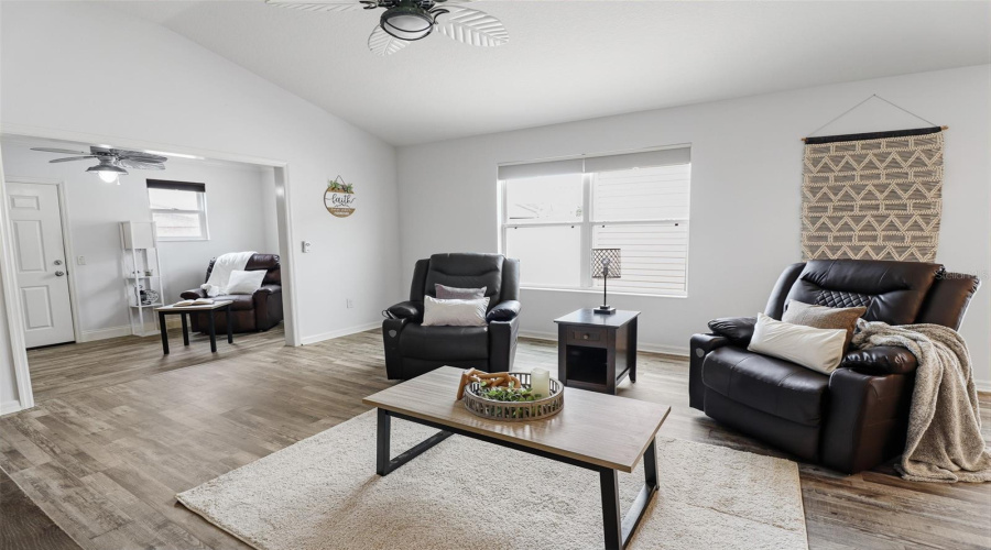 The Villages, Florida 32162, 3 Bedroom Bedrooms, ,2 Bathroombathrooms,Residential,For Sale,Wayland,0,Mfrg5113310