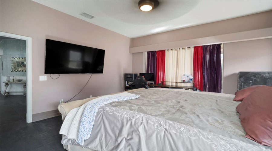 Valrico, Florida 33594, 4 Bedroom Bedrooms, ,2 Bathroombathrooms,Residential,For Sale,Summit Chase,0,Mfrtb8448937