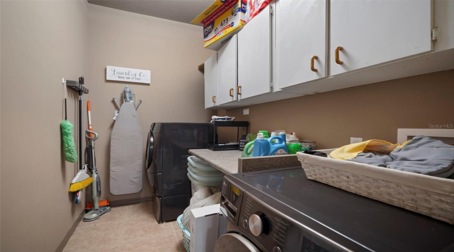 Valrico, Florida 33594, 4 Bedroom Bedrooms, ,2 Bathroombathrooms,Residential,For Sale,Summit Chase,0,Mfrtb8448937