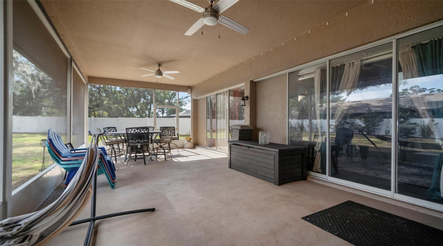 Valrico, Florida 33594, 4 Bedroom Bedrooms, ,2 Bathroombathrooms,Residential,For Sale,Summit Chase,0,Mfrtb8448937