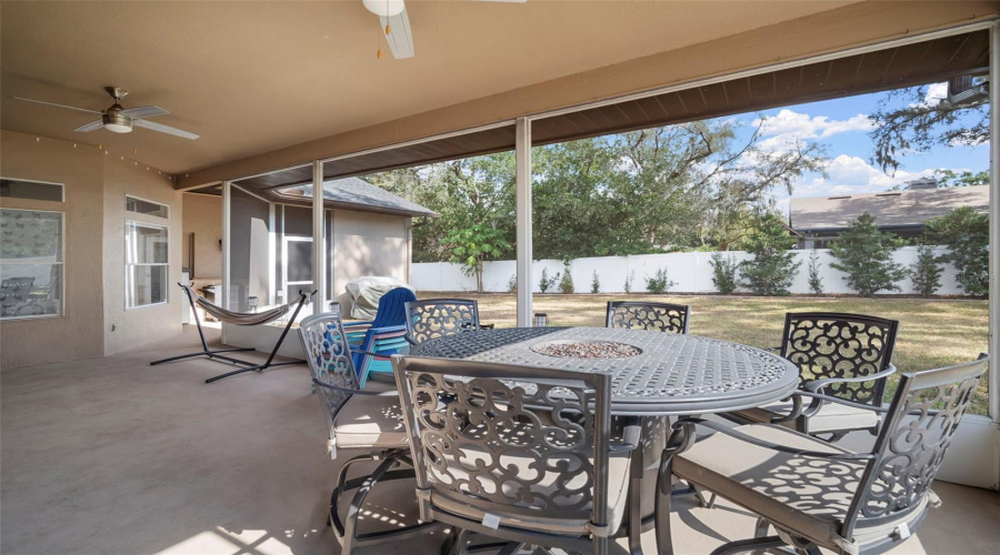 Valrico, Florida 33594, 4 Bedroom Bedrooms, ,2 Bathroombathrooms,Residential,For Sale,Summit Chase,0,Mfrtb8448937