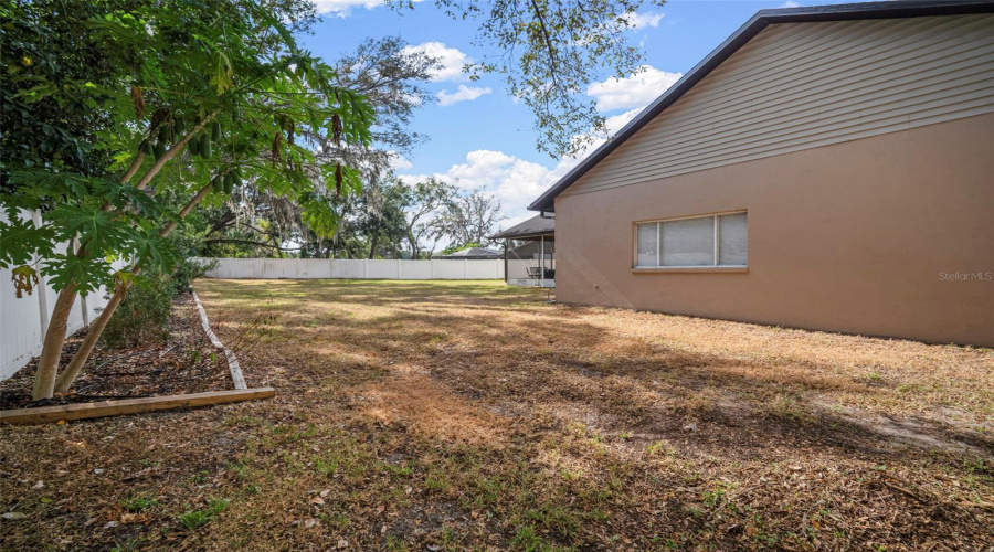 Valrico, Florida 33594, 4 Bedroom Bedrooms, ,2 Bathroombathrooms,Residential,For Sale,Summit Chase,0,Mfrtb8448937