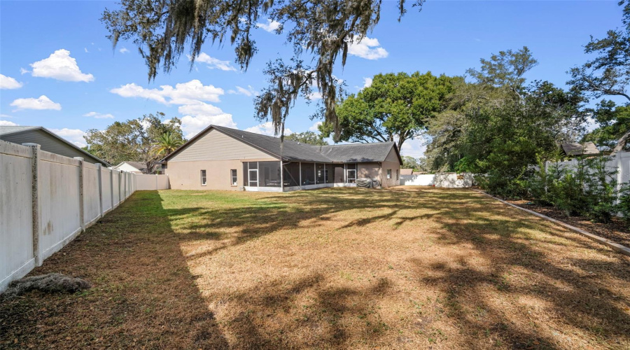 Valrico, Florida 33594, 4 Bedroom Bedrooms, ,2 Bathroombathrooms,Residential,For Sale,Summit Chase,0,Mfrtb8448937