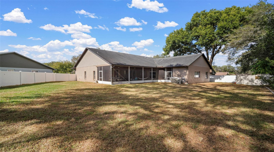 Valrico, Florida 33594, 4 Bedroom Bedrooms, ,2 Bathroombathrooms,Residential,For Sale,Summit Chase,0,Mfrtb8448937