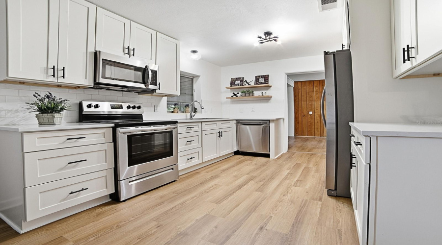 Mount Dora, Florida 32757, 2 Bedroom Bedrooms, ,1 Bathroombathrooms,Residential,For Sale,Southland,0,Mfrg5115951