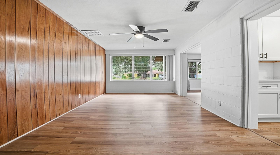 Mount Dora, Florida 32757, 2 Bedroom Bedrooms, ,1 Bathroombathrooms,Residential,For Sale,Southland,0,Mfrg5115951