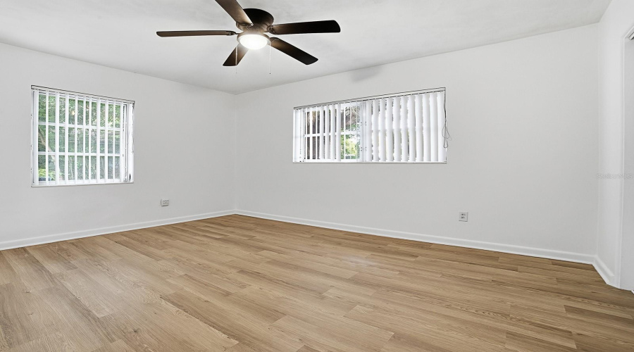 Mount Dora, Florida 32757, 2 Bedroom Bedrooms, ,1 Bathroombathrooms,Residential,For Sale,Southland,0,Mfrg5115951