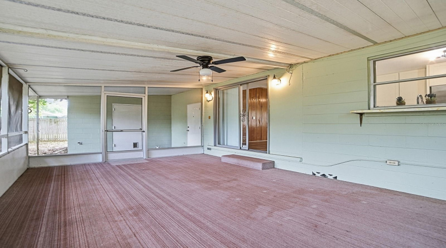 Mount Dora, Florida 32757, 2 Bedroom Bedrooms, ,1 Bathroombathrooms,Residential,For Sale,Southland,0,Mfrg5115951