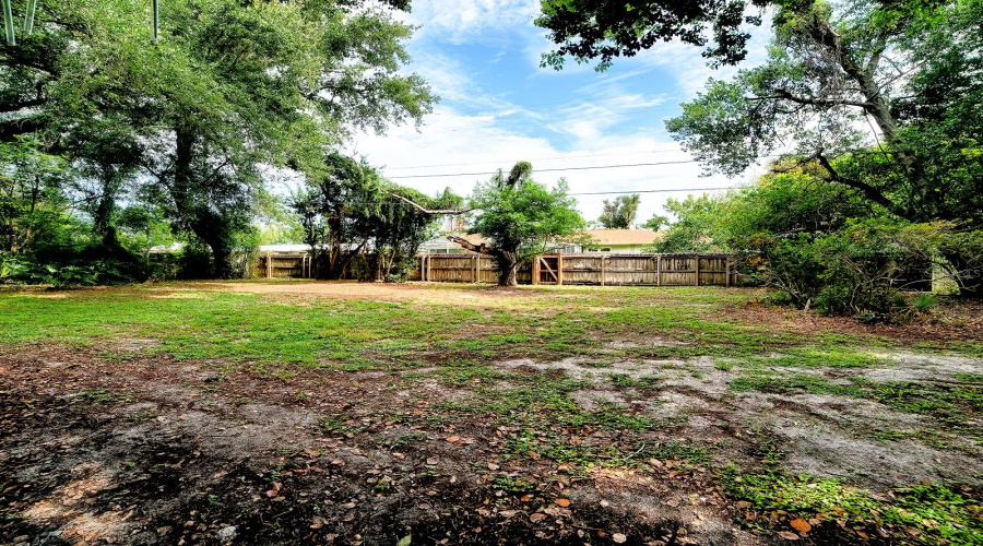 Mount Dora, Florida 32757, 2 Bedroom Bedrooms, ,1 Bathroombathrooms,Residential,For Sale,Southland,0,Mfrg5115951