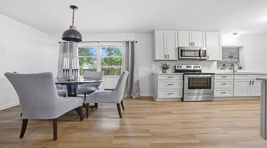 Mount Dora, Florida 32757, 2 Bedroom Bedrooms, ,1 Bathroombathrooms,Residential,For Sale,Southland,0,Mfrg5115951