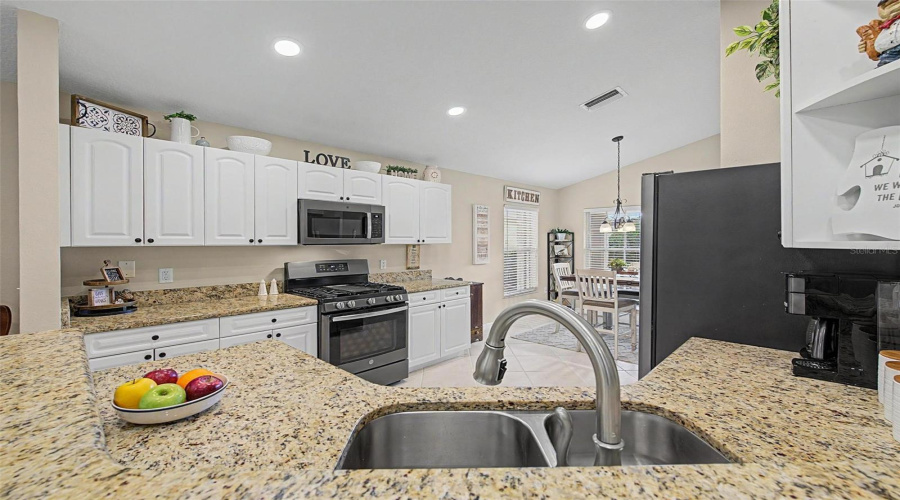 New Port Richey, Florida 34655, 3 Bedroom Bedrooms, ,2 Bathroombathrooms,Residential,For Sale,Orchardgrove,0,Mfrtb8541668