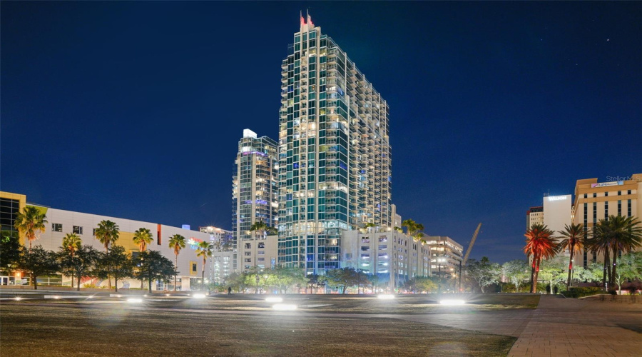 Tampa, Florida 33602, 1 Bedroom Bedrooms, ,1 Bathroombathrooms,Residential,For Sale,Ashley,0,Mfrtb8531914