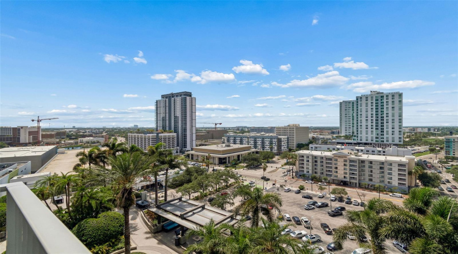 Tampa, Florida 33602, 1 Bedroom Bedrooms, ,1 Bathroombathrooms,Residential,For Sale,Ashley,0,Mfrtb8531914