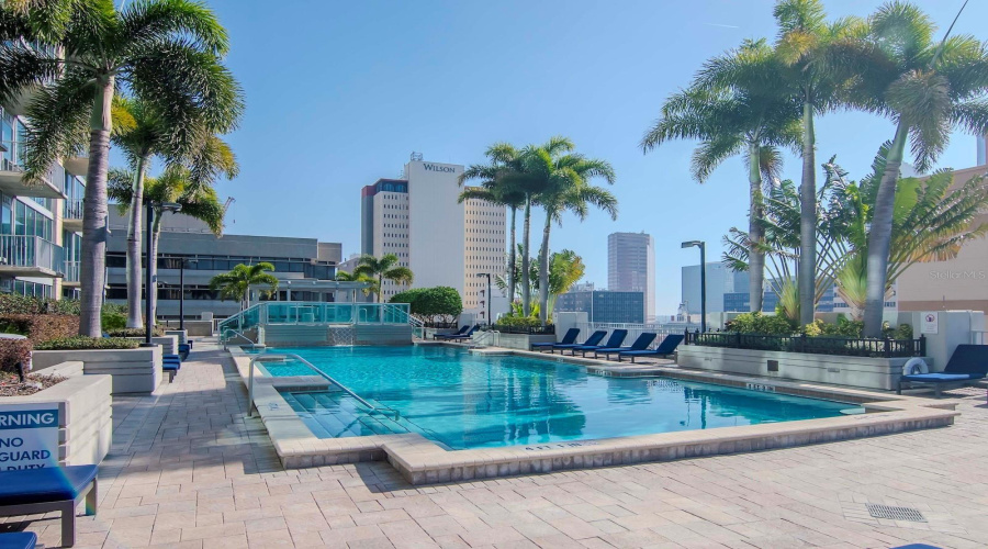 Tampa, Florida 33602, 1 Bedroom Bedrooms, ,1 Bathroombathrooms,Residential,For Sale,Ashley,0,Mfrtb8531914
