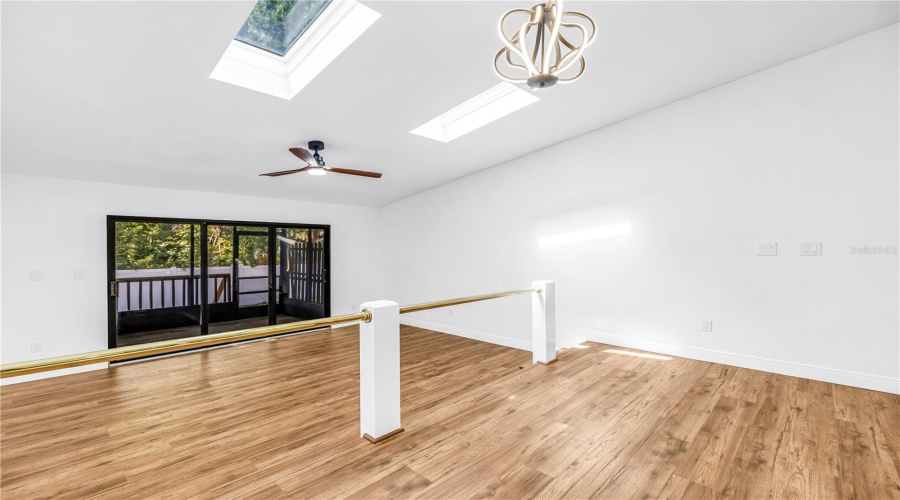 Pinellas Park, Florida 33782, 2 Bedroom Bedrooms, ,1 Bathroombathrooms,Residential,For Sale,92Nd,0,Mfrtb8495375