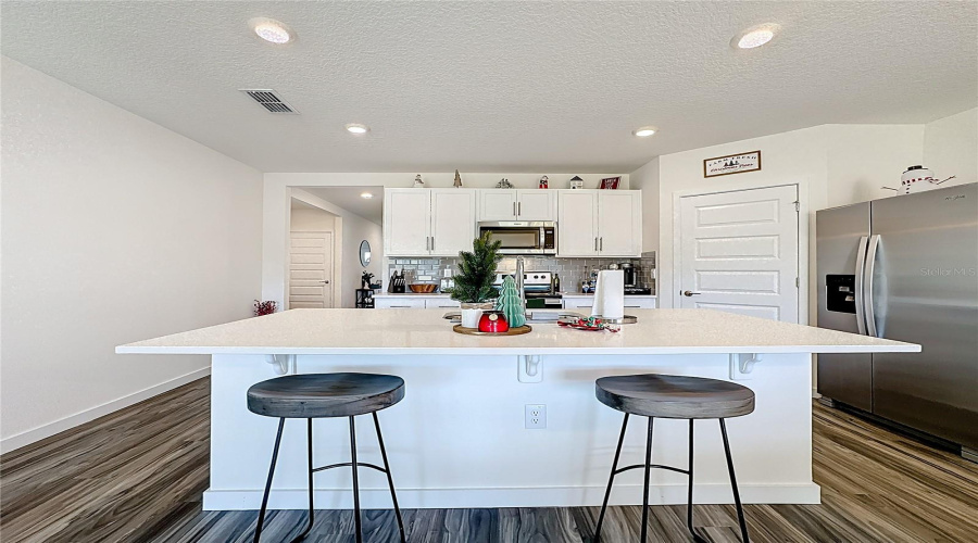Kitchen W Bar Stools