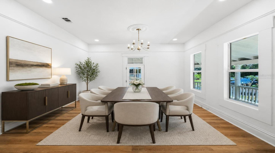 Dining Room Virtually Staged