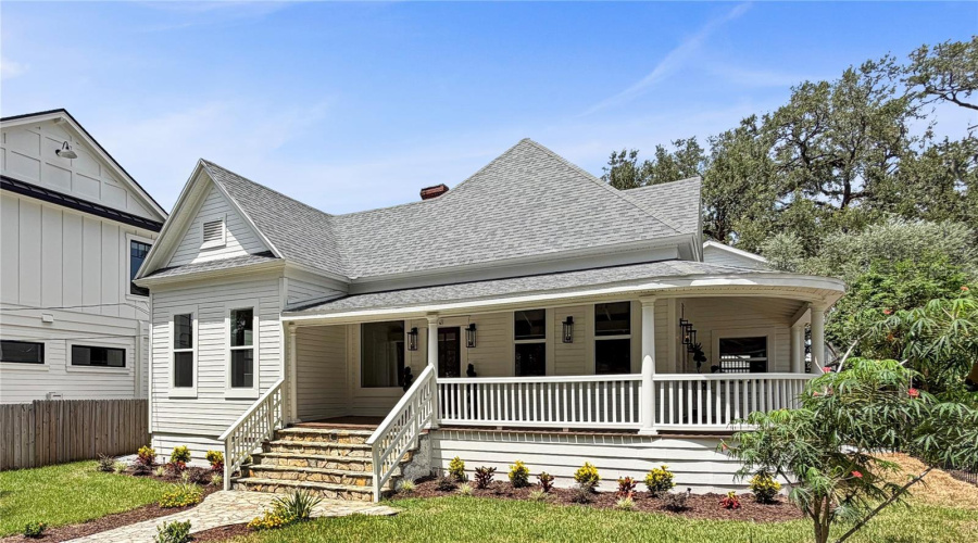 Tampa, Florida 33602, 4 Bedroom Bedrooms, ,3 Bathroombathrooms,Residential,For Sale,Frances,0,Mfrtb8542159