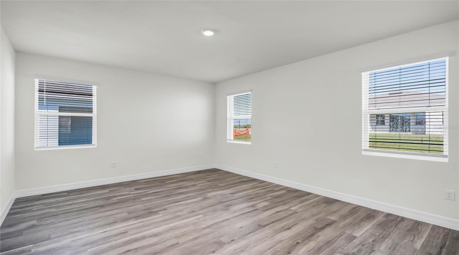 Winter Haven, Florida 33884, 4 Bedroom Bedrooms, ,3 Bathroombathrooms,Residential,For Sale,Hummingbird,0,Mfro6406366