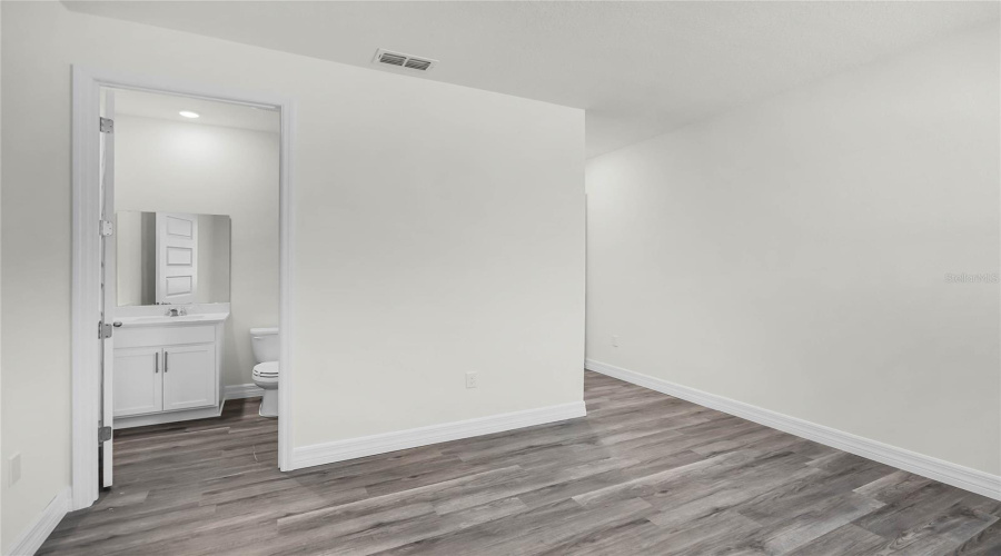 Winter Haven, Florida 33884, 4 Bedroom Bedrooms, ,3 Bathroombathrooms,Residential,For Sale,Hummingbird,0,Mfro6406366