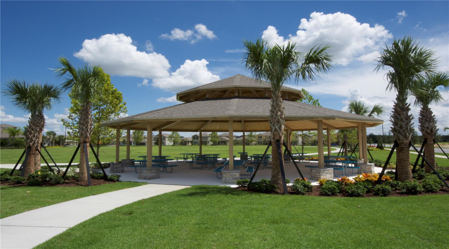 Winter Garden, Florida 34787, 5 Bedroom Bedrooms, ,4 Bathroombathrooms,Residential,For Sale,Shine View,0,Mfro6423774