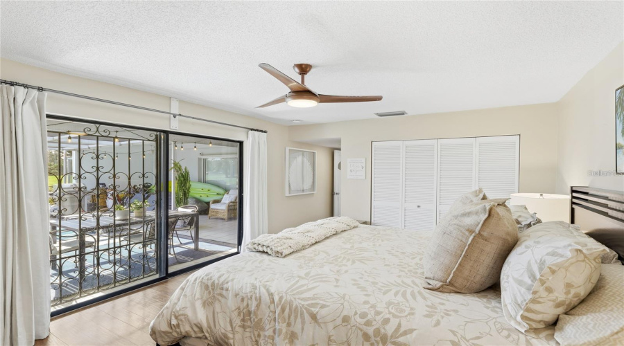 Bradenton, Florida 34210, 2 Bedroom Bedrooms, ,2 Bathroombathrooms,Residential,For Sale,43Rd,0,Mfra4704041