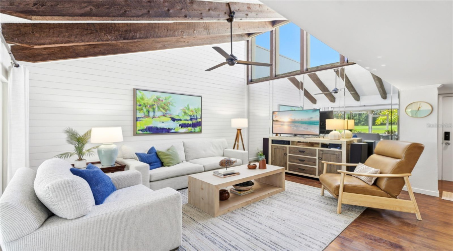 Bradenton, Florida 34210, 2 Bedroom Bedrooms, ,2 Bathroombathrooms,Residential,For Sale,43Rd,0,Mfra4704041