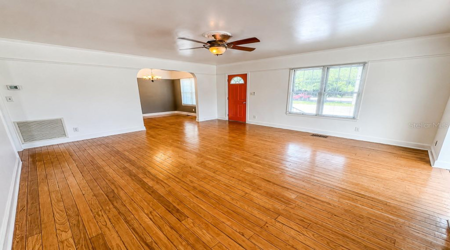 St Petersburg, Florida 33713, 4 Bedroom Bedrooms, ,2 Bathroombathrooms,Residential,For Sale,20Th,0,Mfrtb8531126