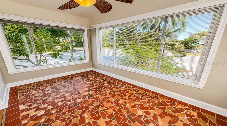 St Petersburg, Florida 33713, 4 Bedroom Bedrooms, ,2 Bathroombathrooms,Residential,For Sale,20Th,0,Mfrtb8531126